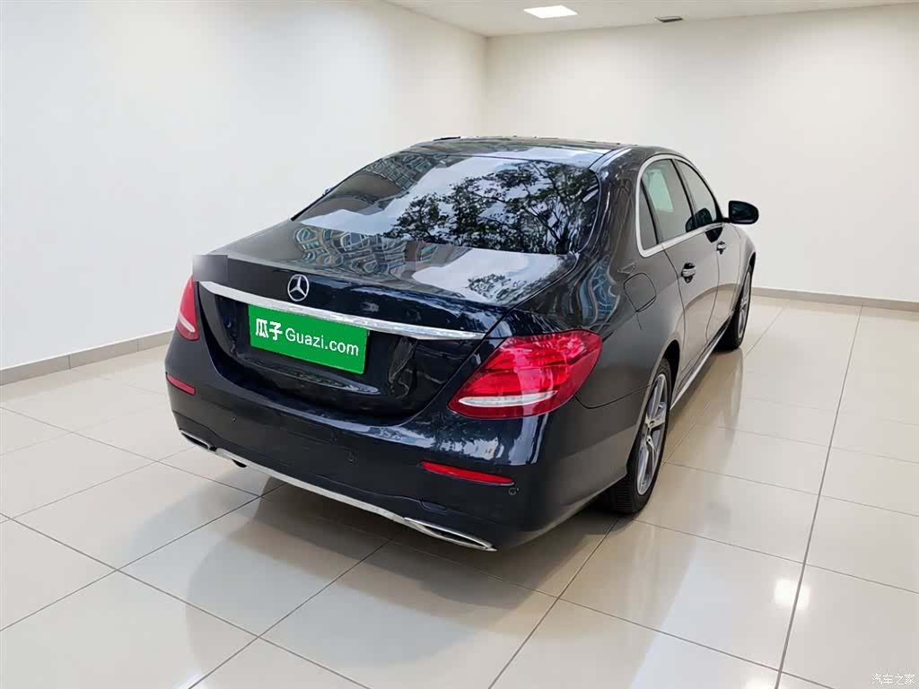 Mercedes-Benz E-Class, 2019 4