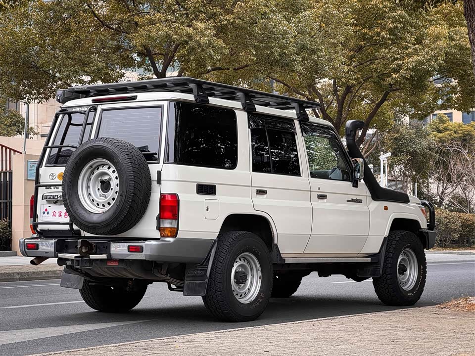 Toyota Land Cruiser Toyota Land Cruiser