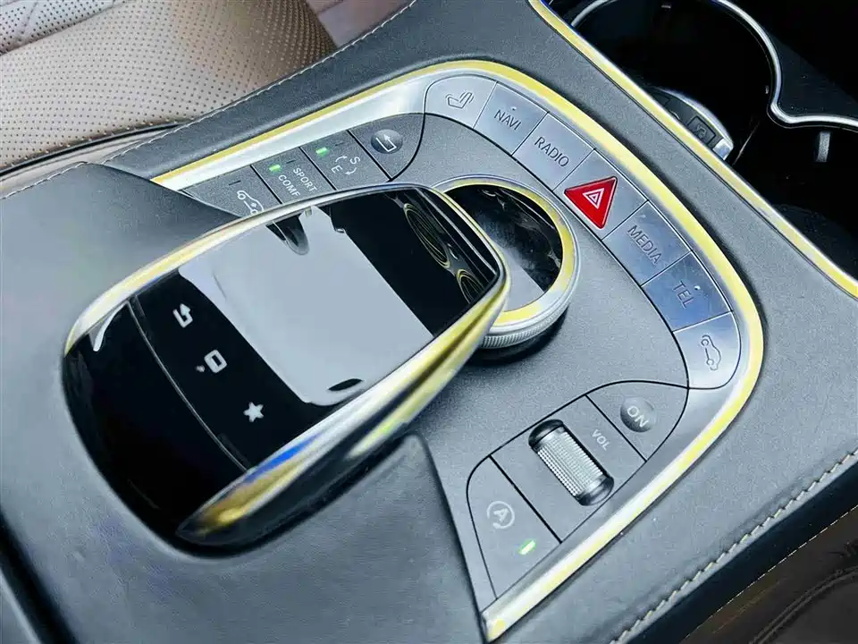 Mercedes-Benz Maybach S-class