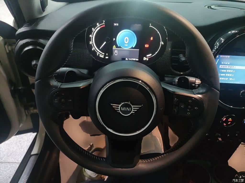 Mini Cooper, 2022 11