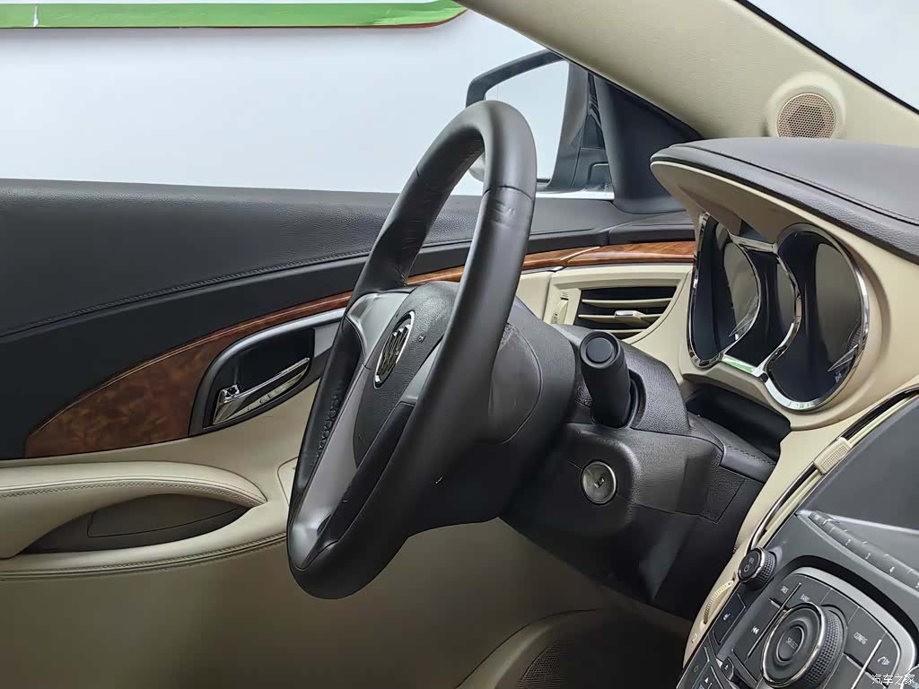 Buick LaCrosse, 2013 22