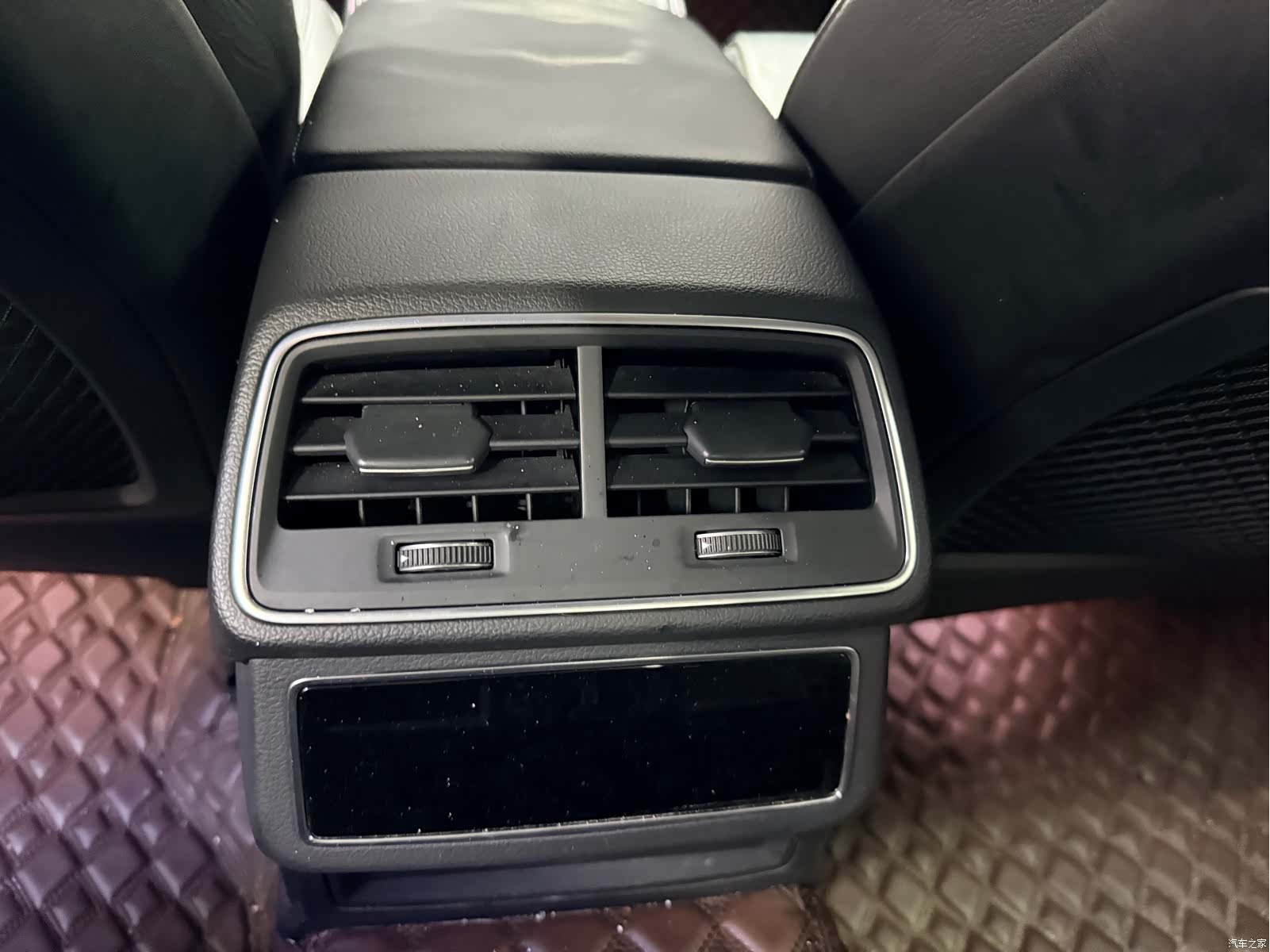 Audi A6L, 2021 11