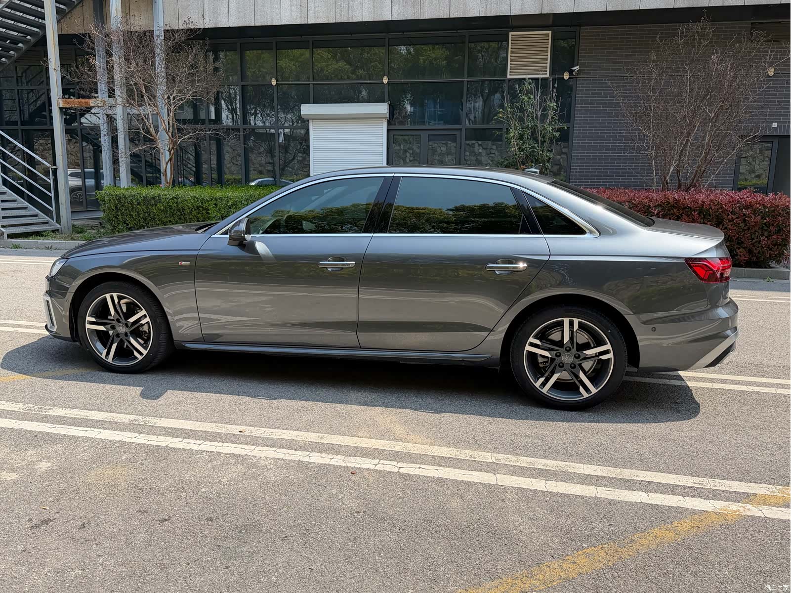 Audi A4L, 2021 19