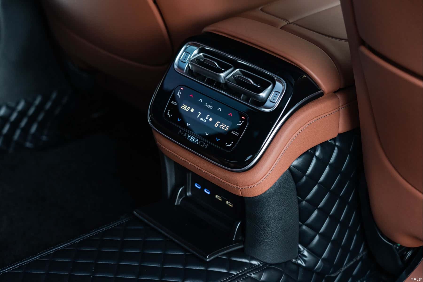 Maybach S-Class, 2023 28