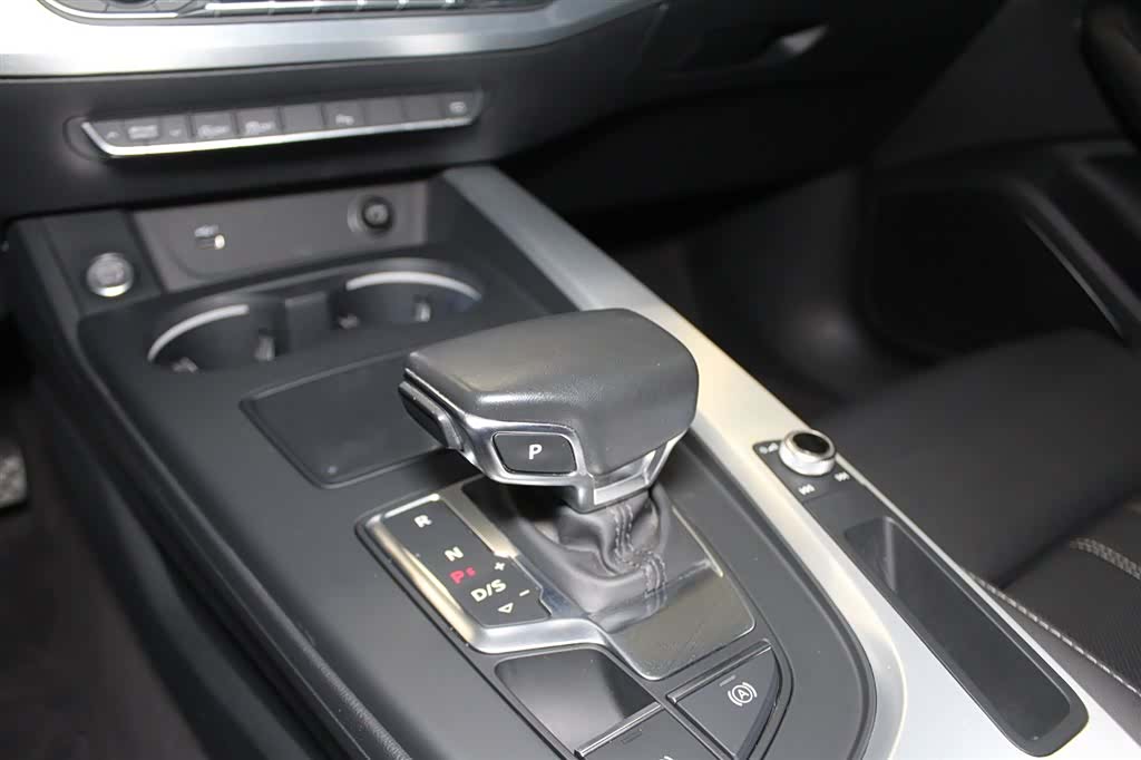 Audi A4L, 2024 12