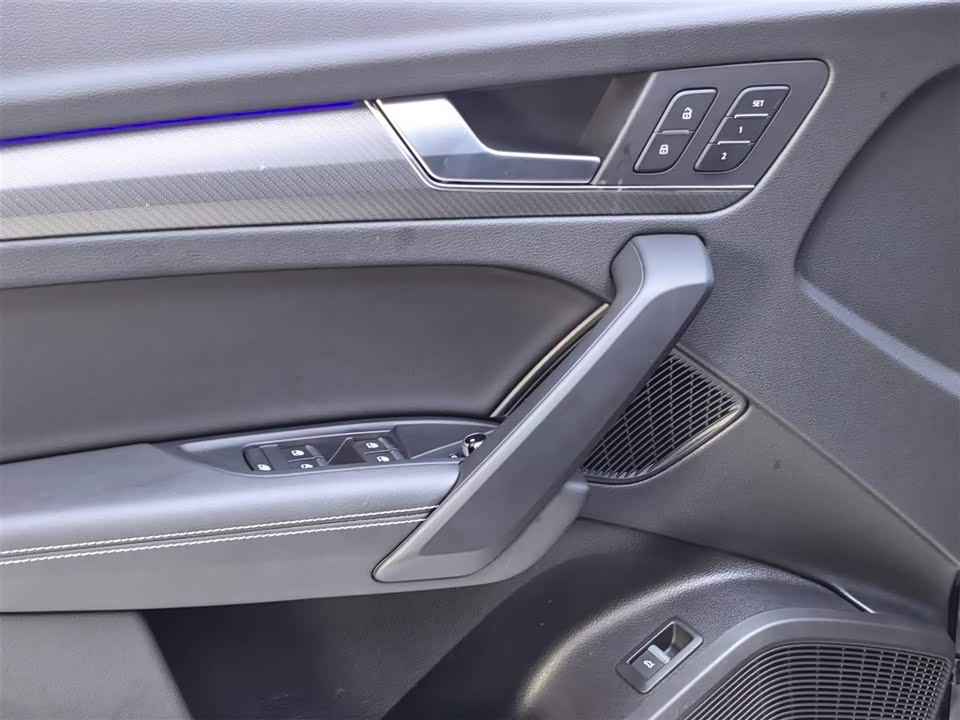 Audi Q5L Audi Q5L