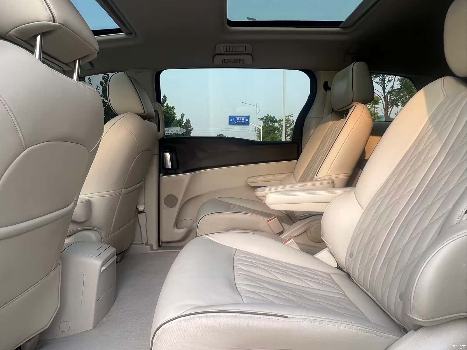 Buick GL8, 2022 6