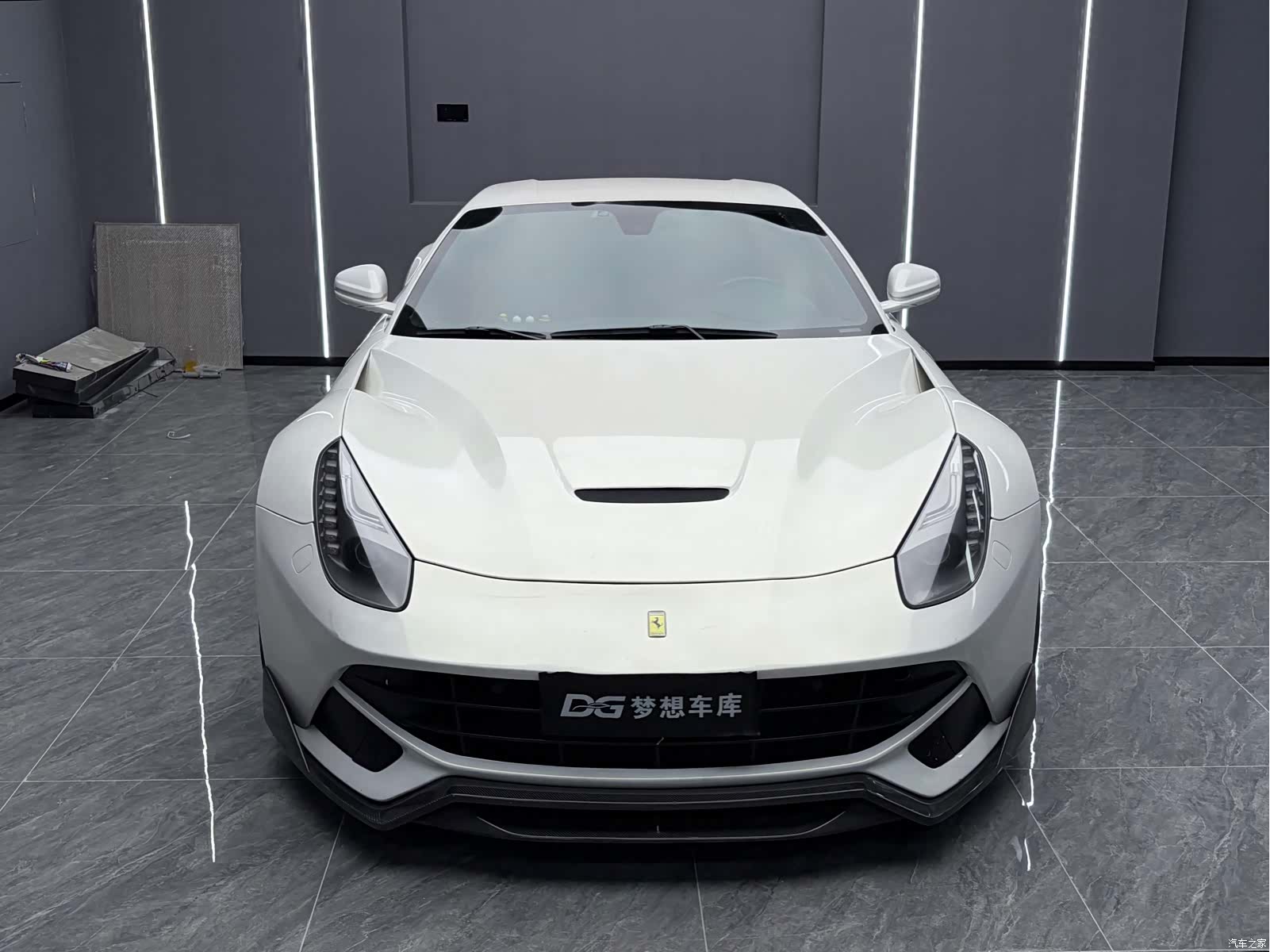 Ferrari F12ber, 2014 4