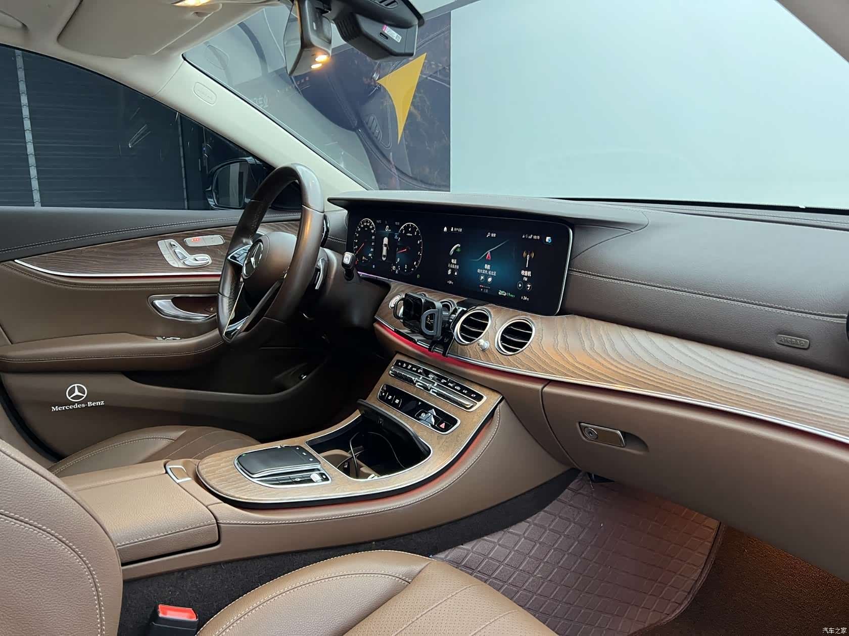 Mercedes-Benz E-Class, 2021 11