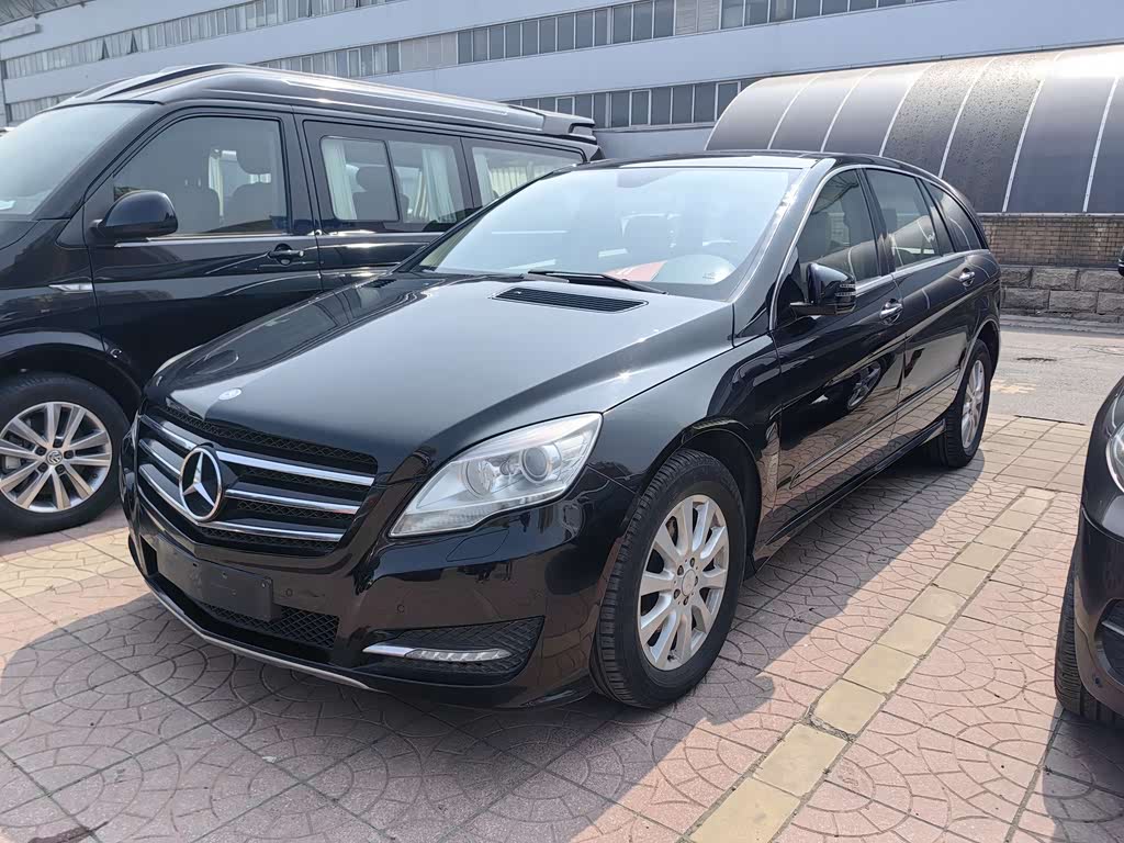 Mercedes-Benz R