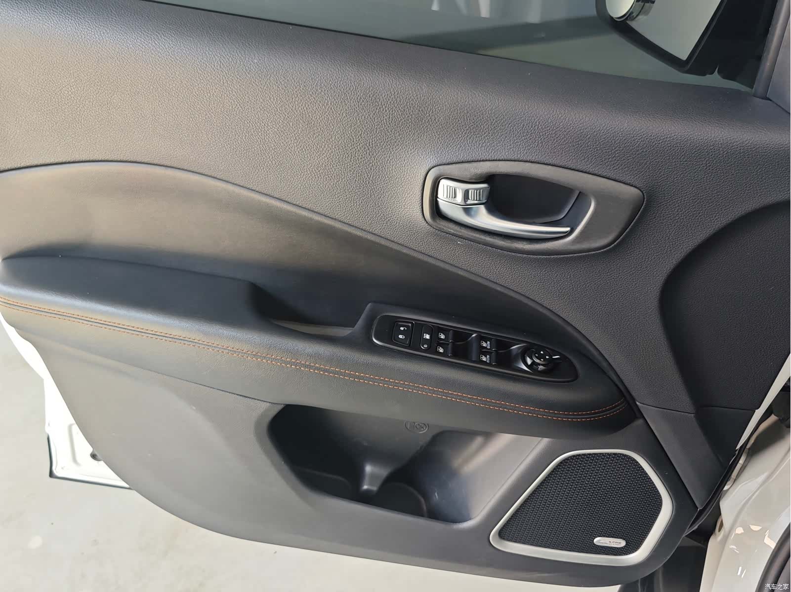 Jeep Compass, 2016 12