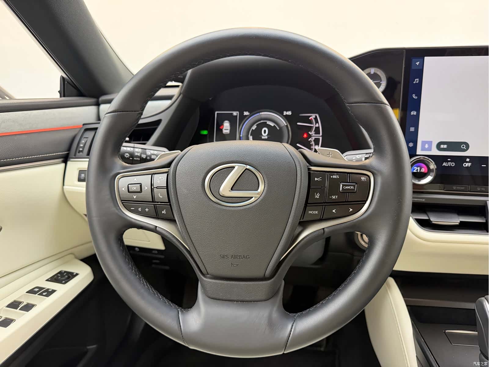 Lexus ES, 2026 11