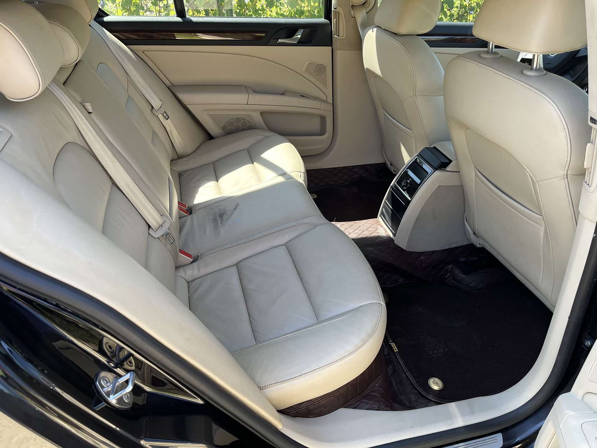 Skoda Superb, 2015 8