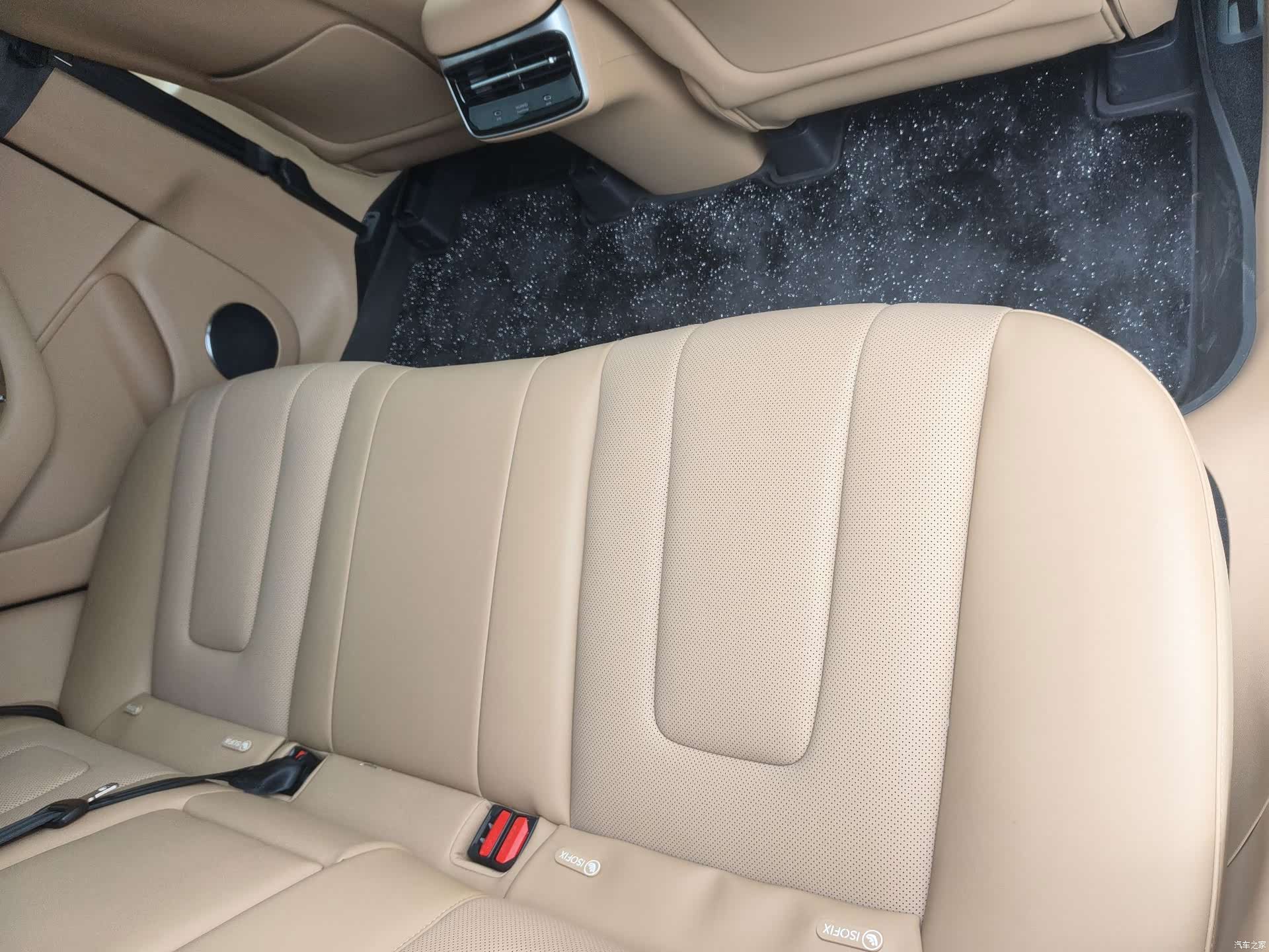 Luxeed R7, 2025 14