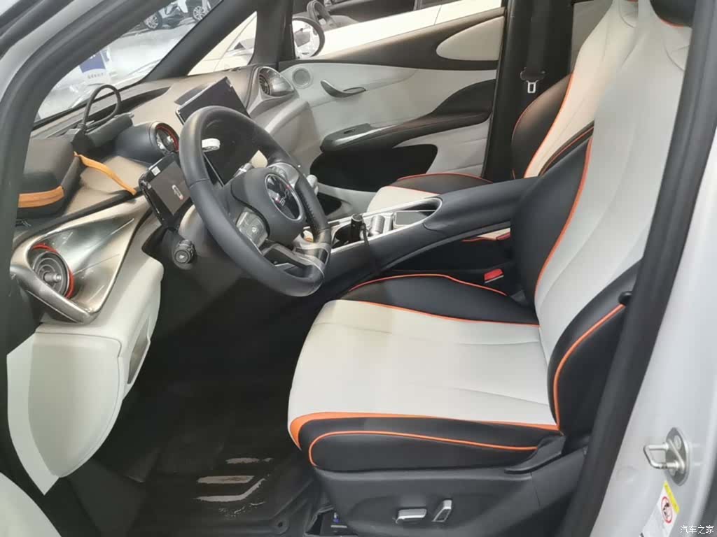 BYD Dolphin, 2022 15