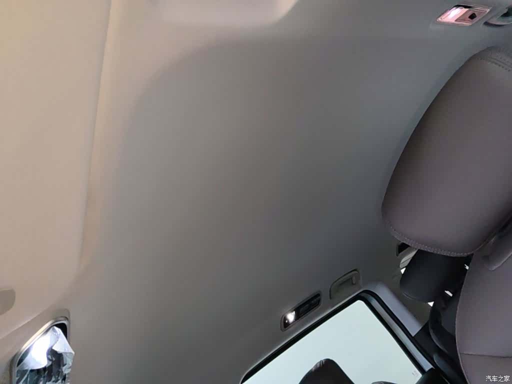 Maxus 7, 2025 18