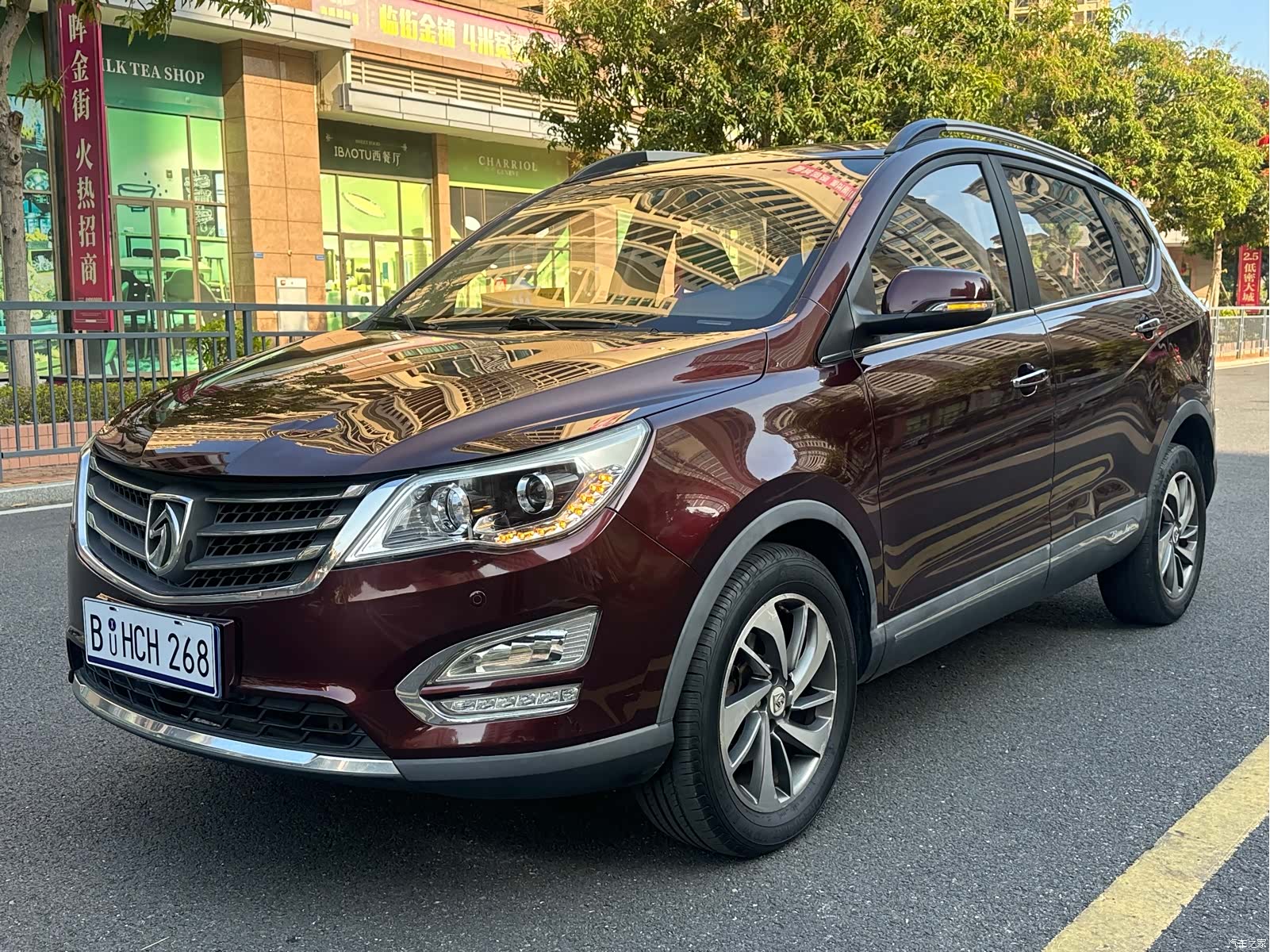 Wuling 560, 2016 1