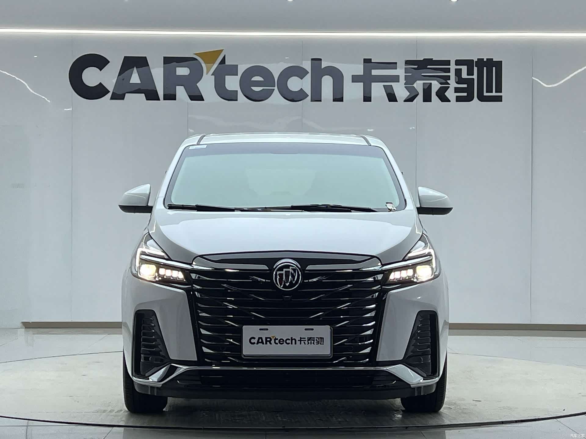 Buick GL8, 2025 7