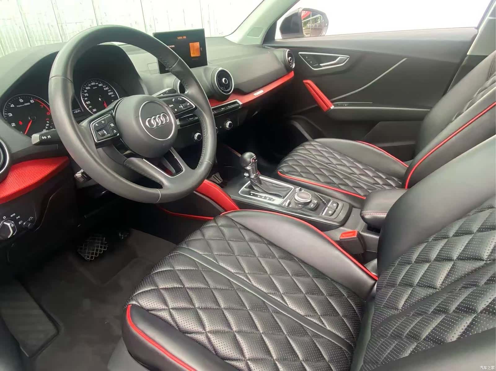 Audi Q2L, 2020 4