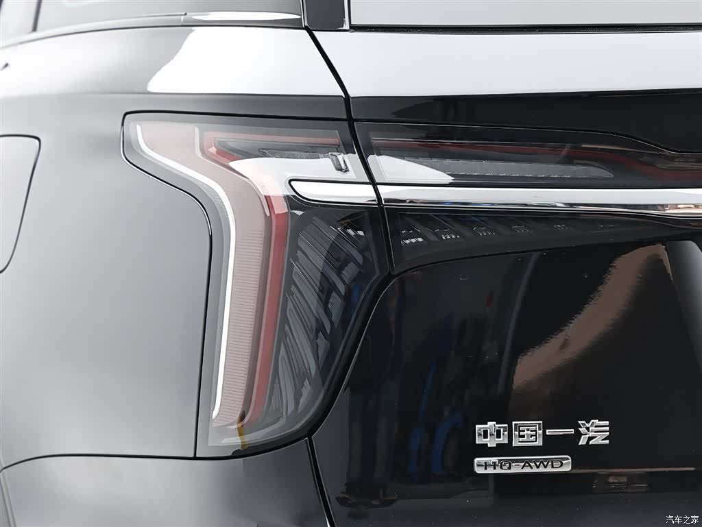 Hongqi HS7, 2024 7