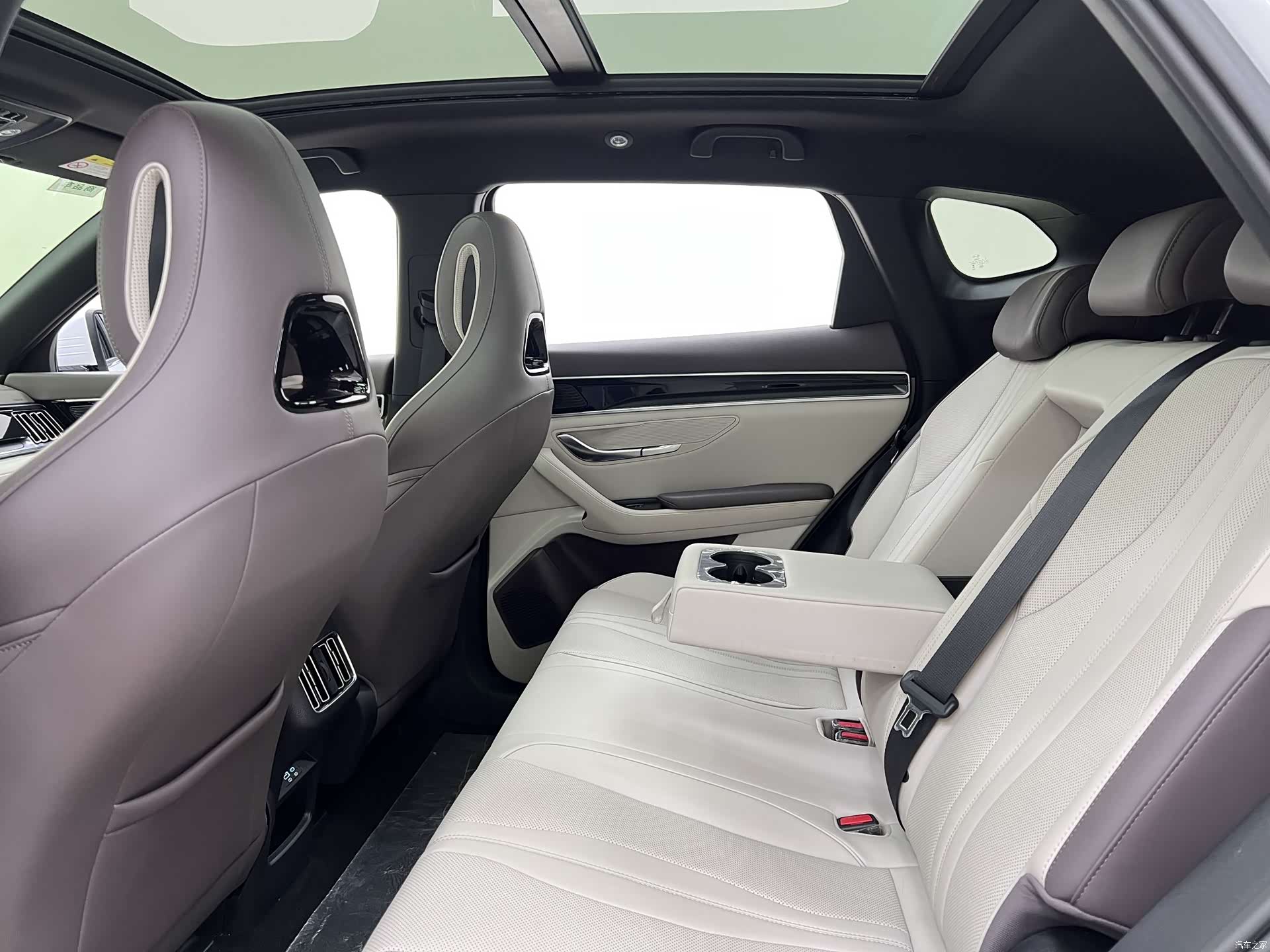 BYD Song, 2024 14