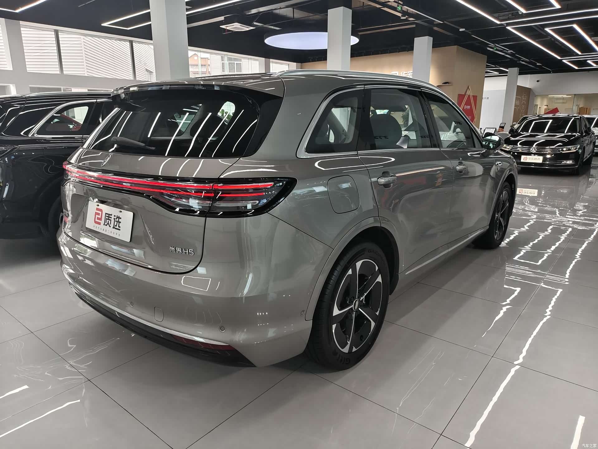 SAIC ShangJie H5, 2025 6