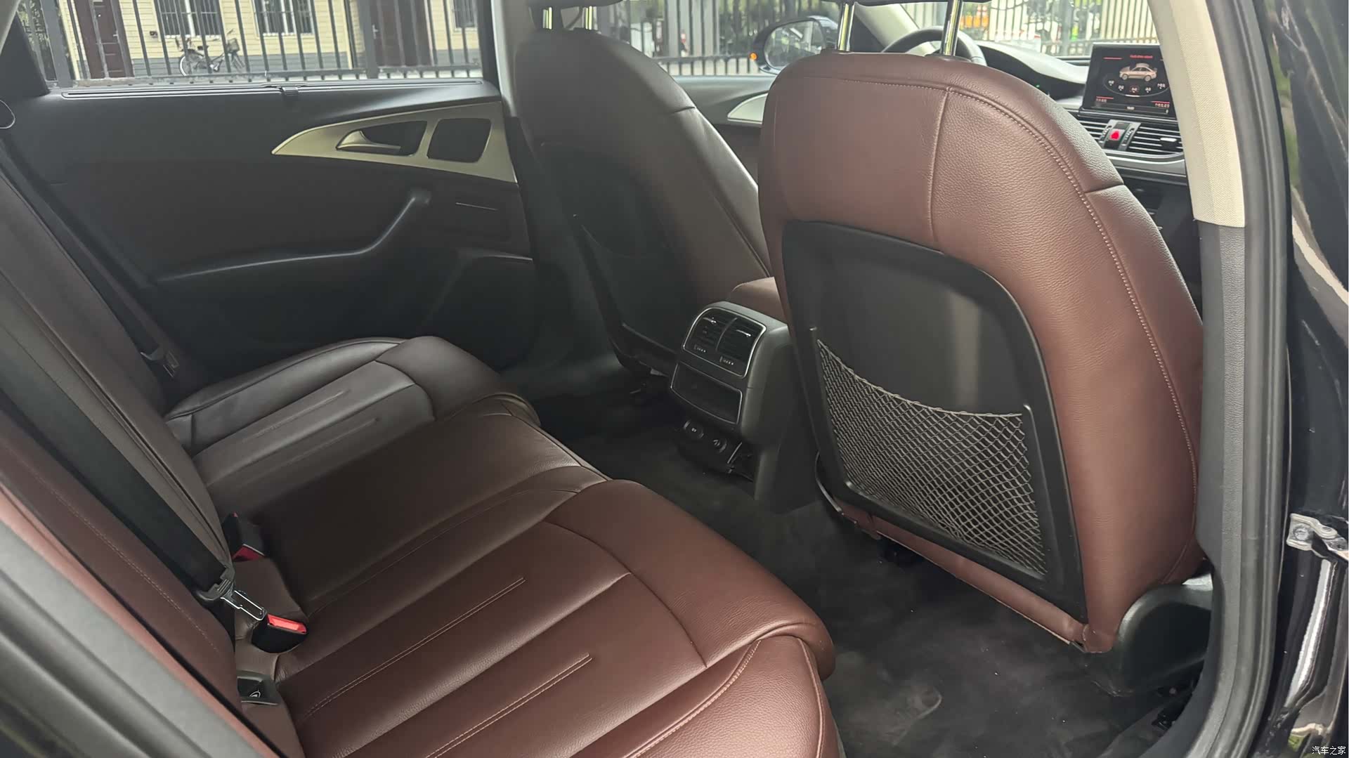 Audi A6L, 2015 8