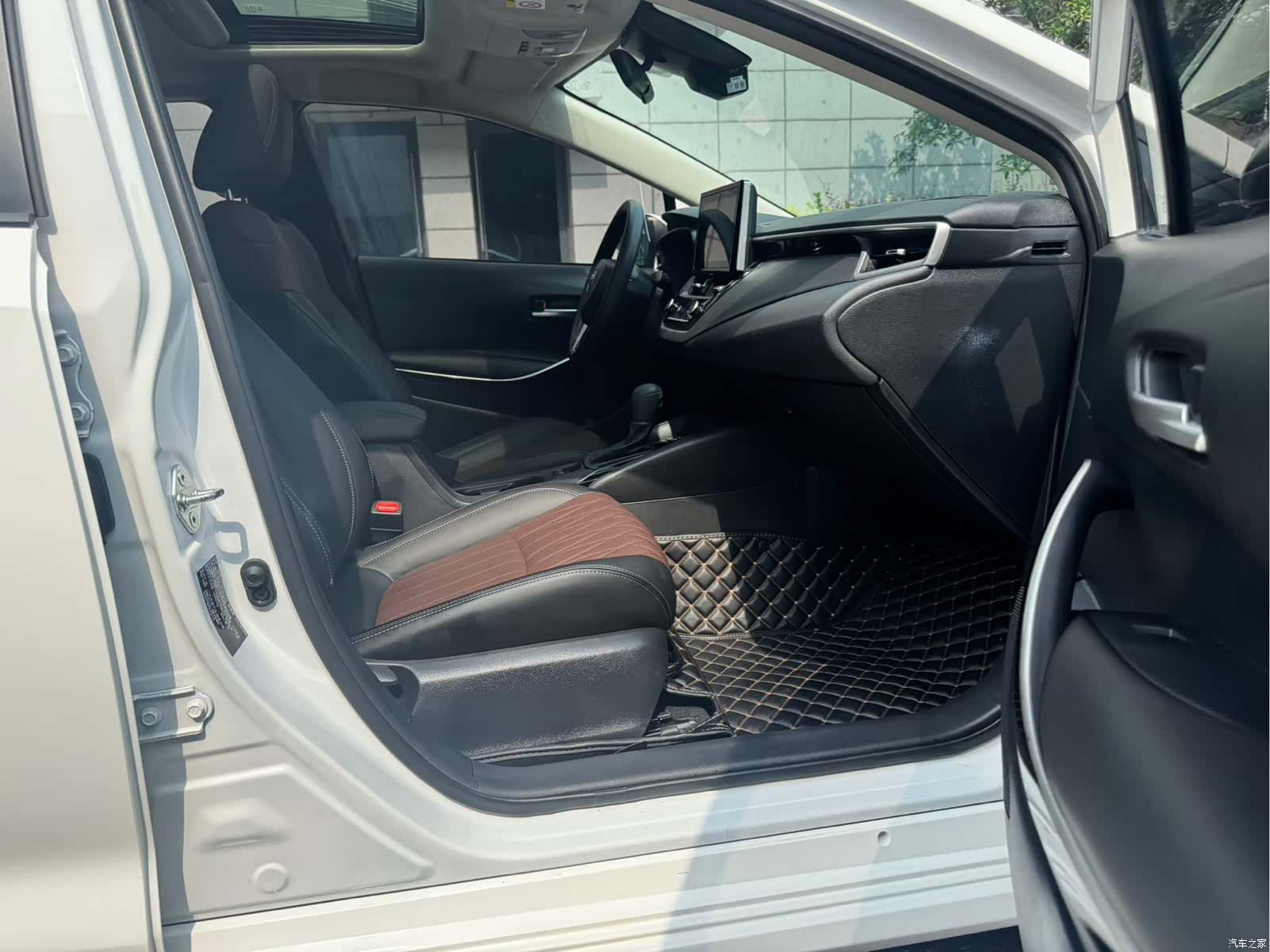 Toyota Corolla, 2023 12