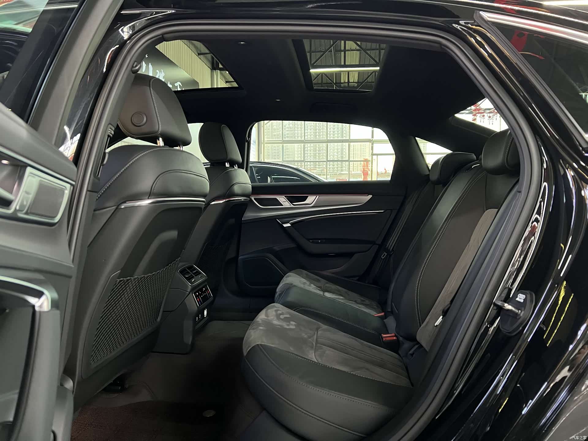 Audi A6L, 2024 4
