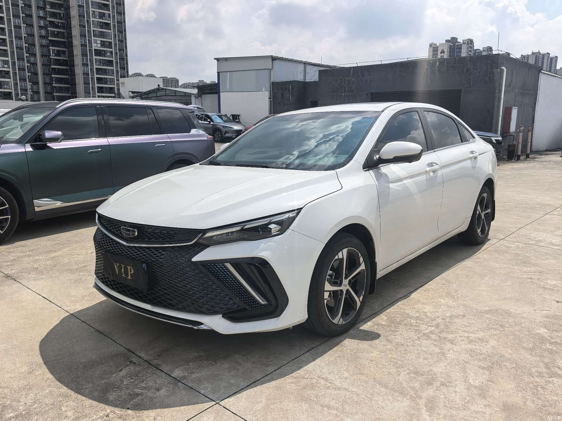Geely Emgrand, 2022 1