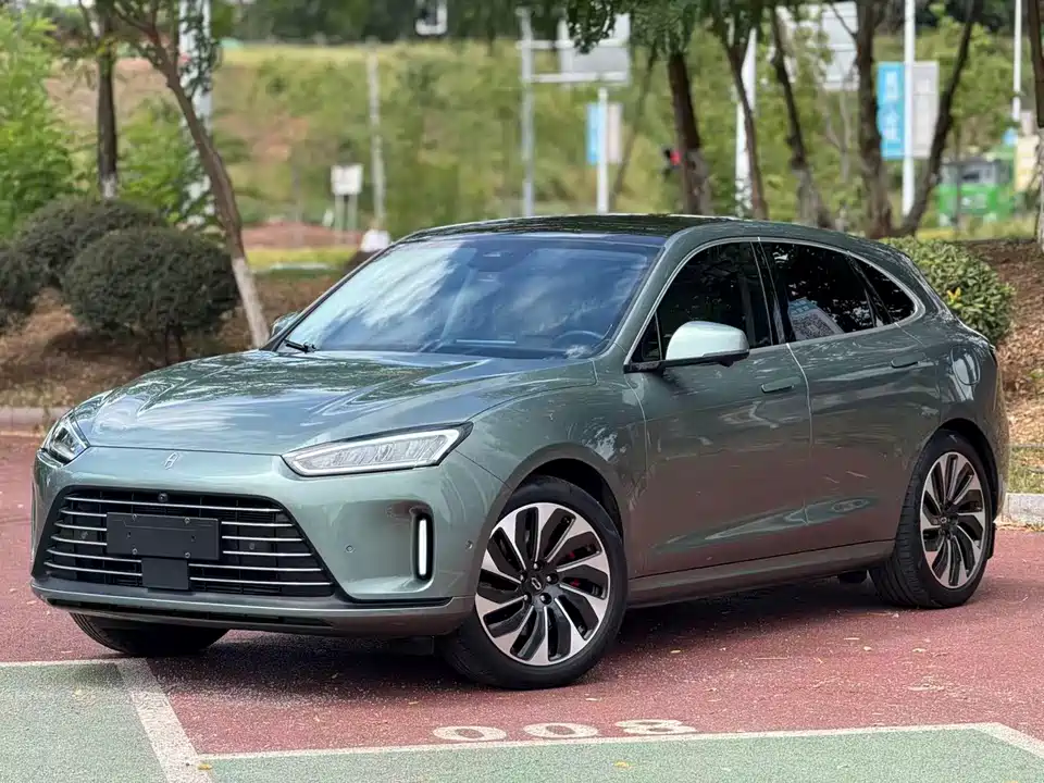 AITO Ask the world M5