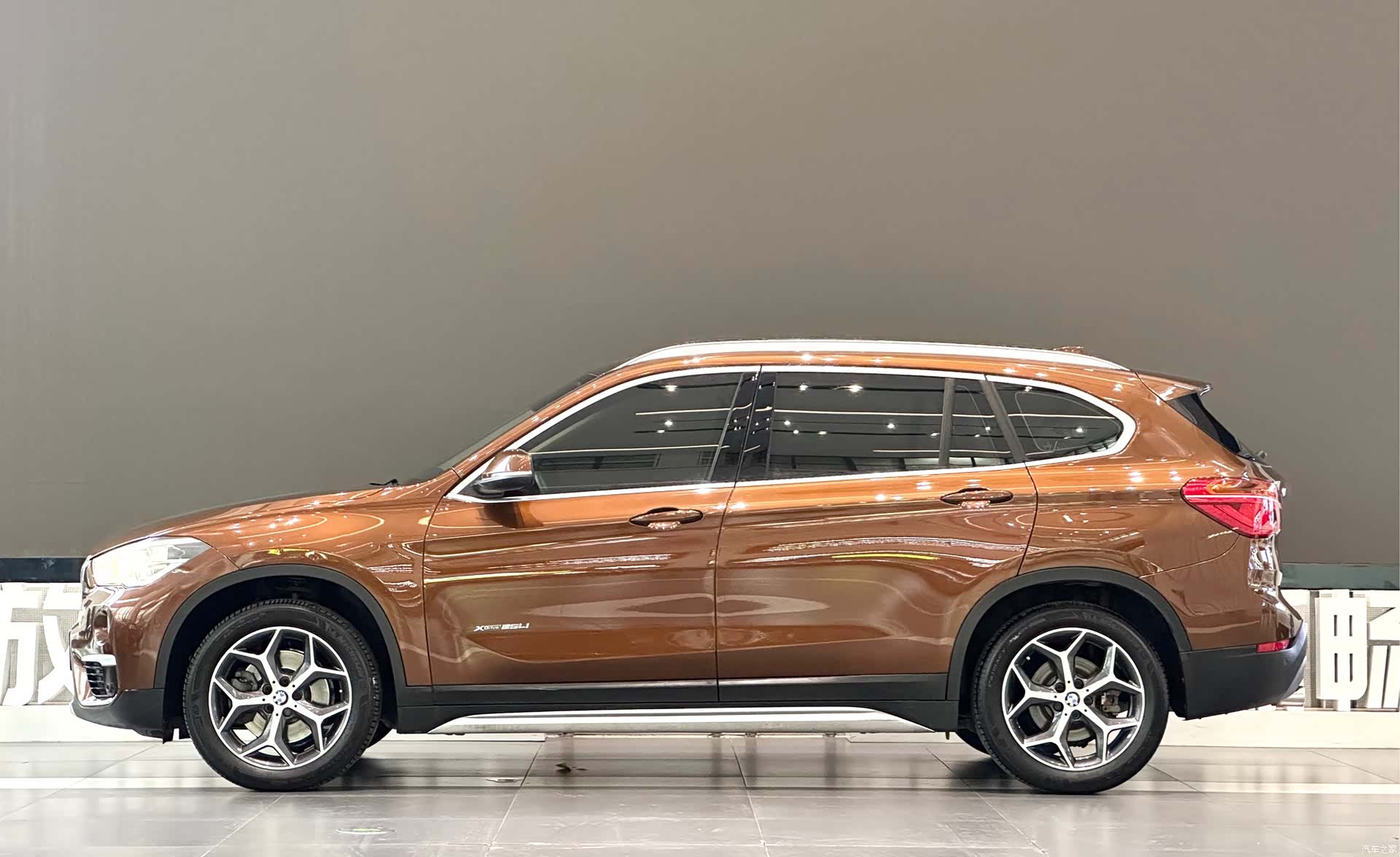 BMW X1, 2017 все фото