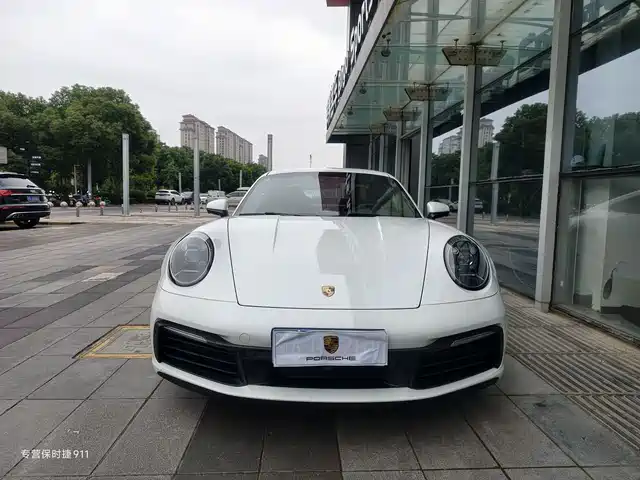 Porsche 911 2024 — купить из Китая под заказ