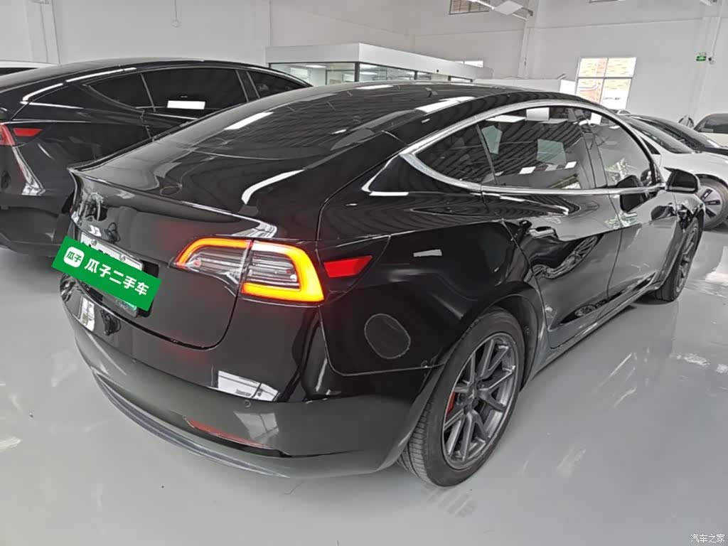 Tesla Model 3, 2020 7