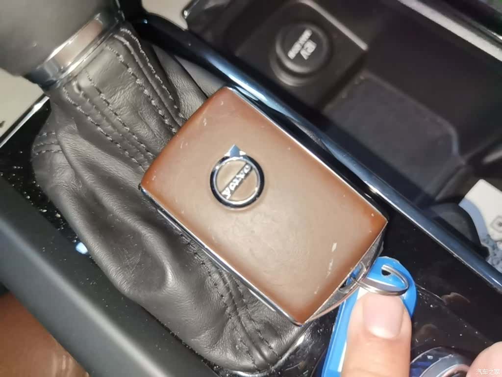 Volvo XC60, 2020 9
