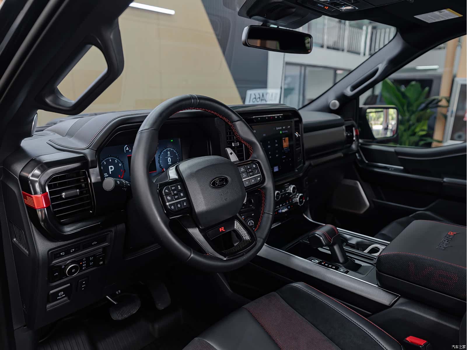 Ford F-150, 2025 6