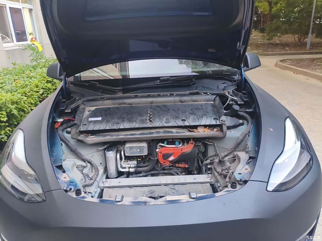 Tesla Model Y, 2021 20