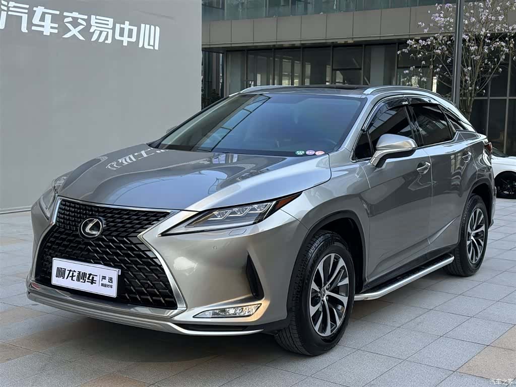 Lexus RX, 2022 3