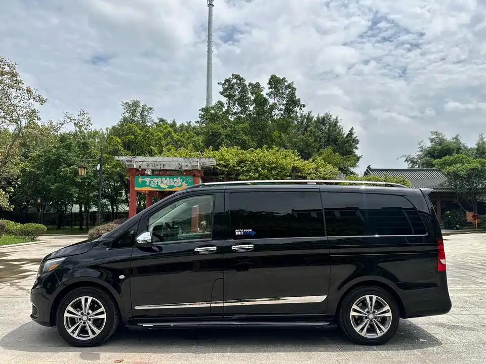 Mercedes-Benz V-class Mercedes-Benz V-class