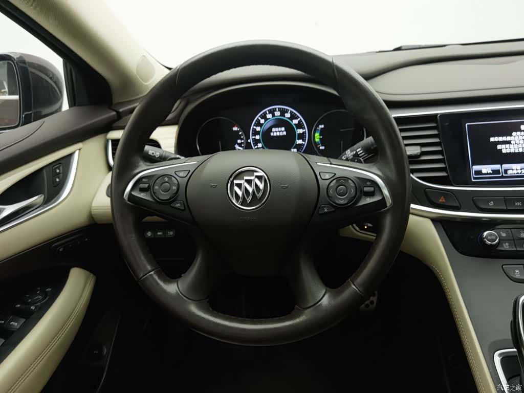 Buick LaCrosse, 2017 11