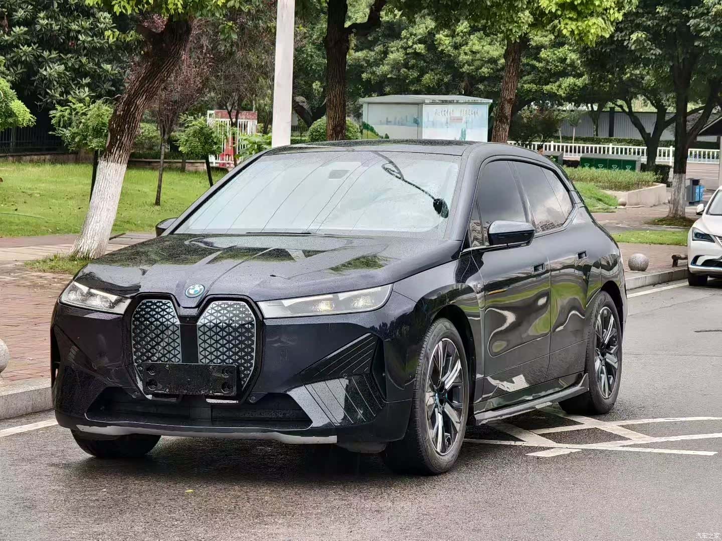 BMW iX, 2024 1