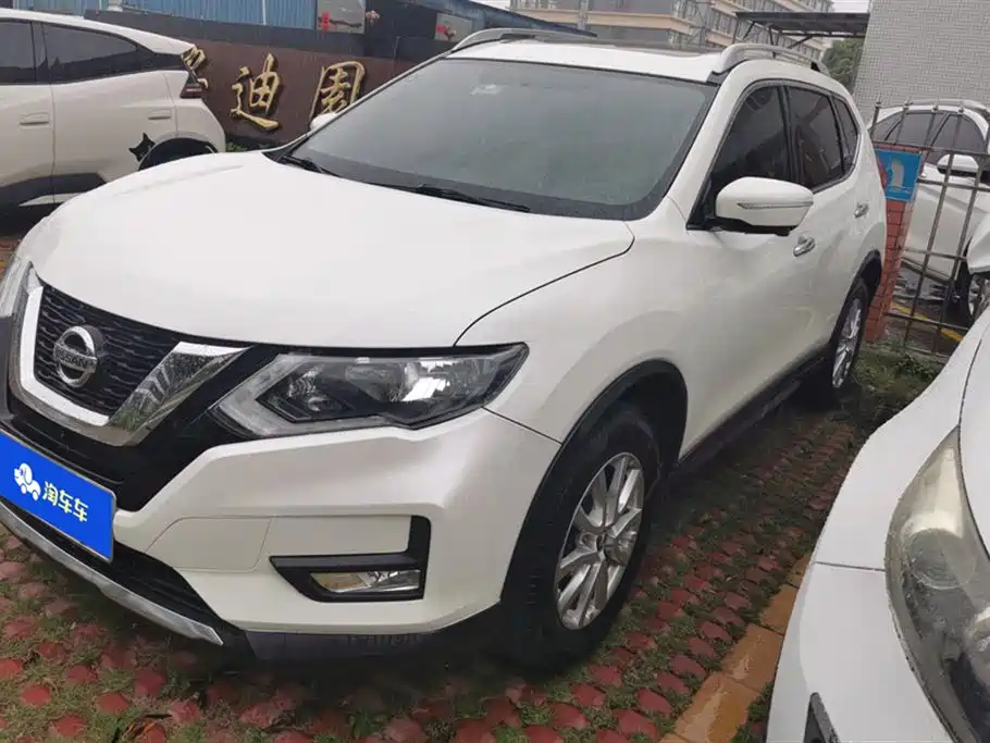 Nissan Qijun