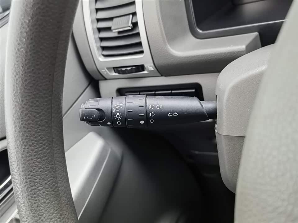 Dongfeng Handsome guest