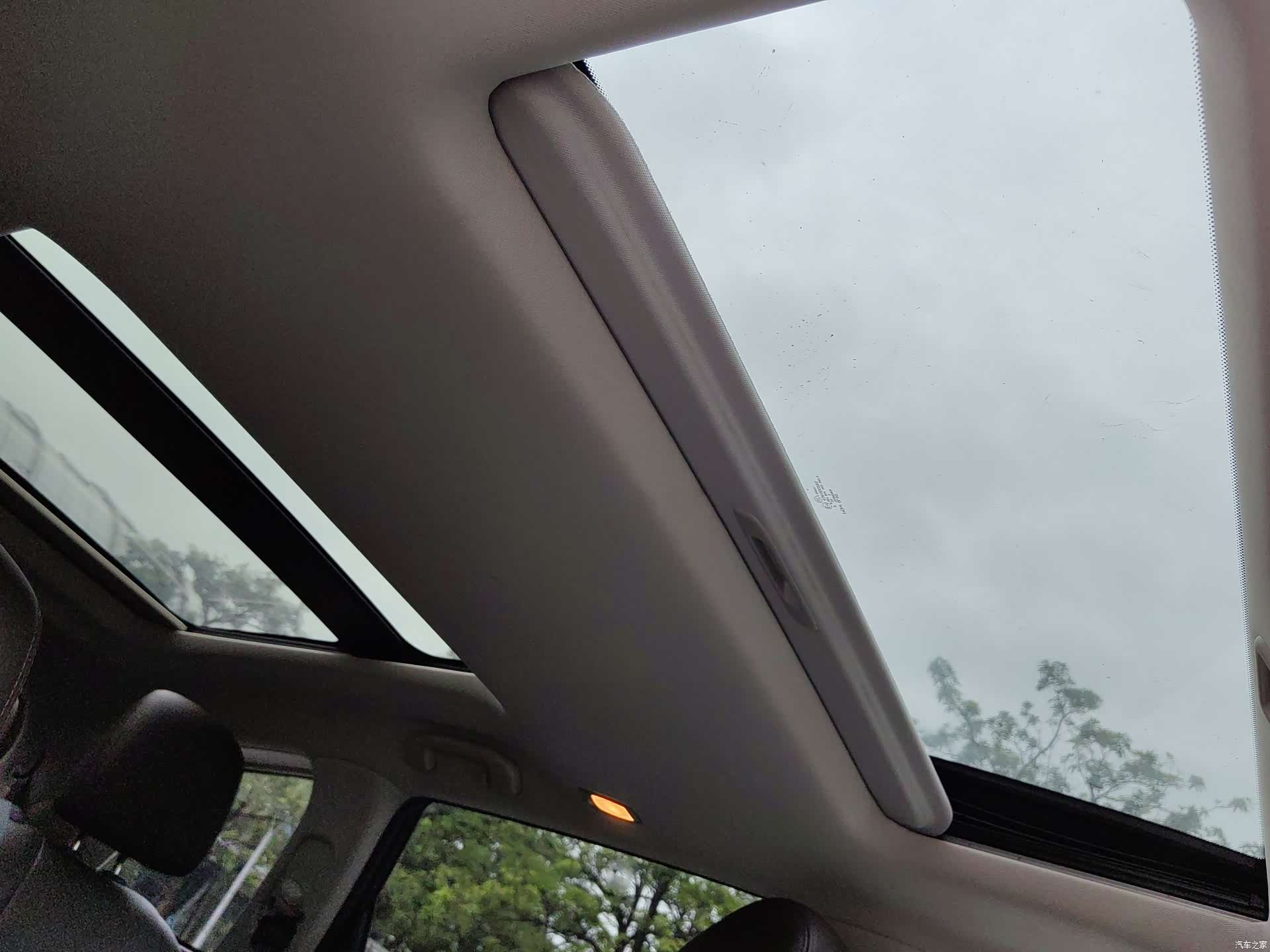 Infiniti JX35, 2014 28