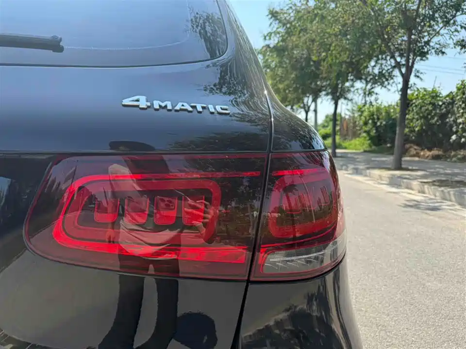 Mercedes-Benz GLC Mercedes-Benz GLC