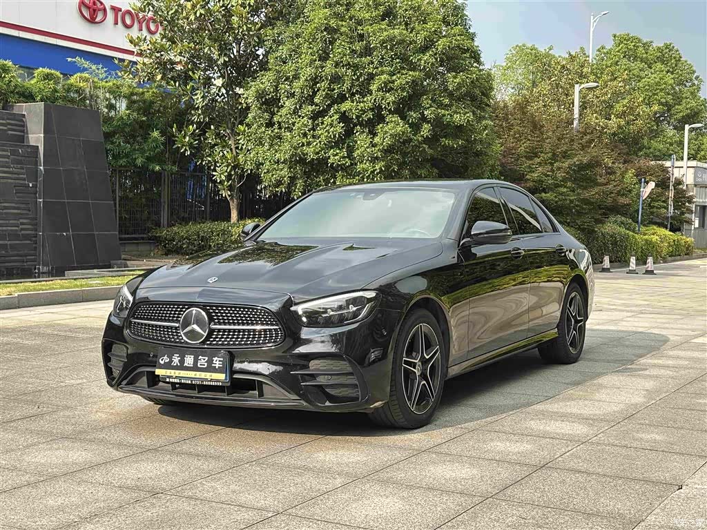 Mercedes-Benz E-Class, 2021 1
