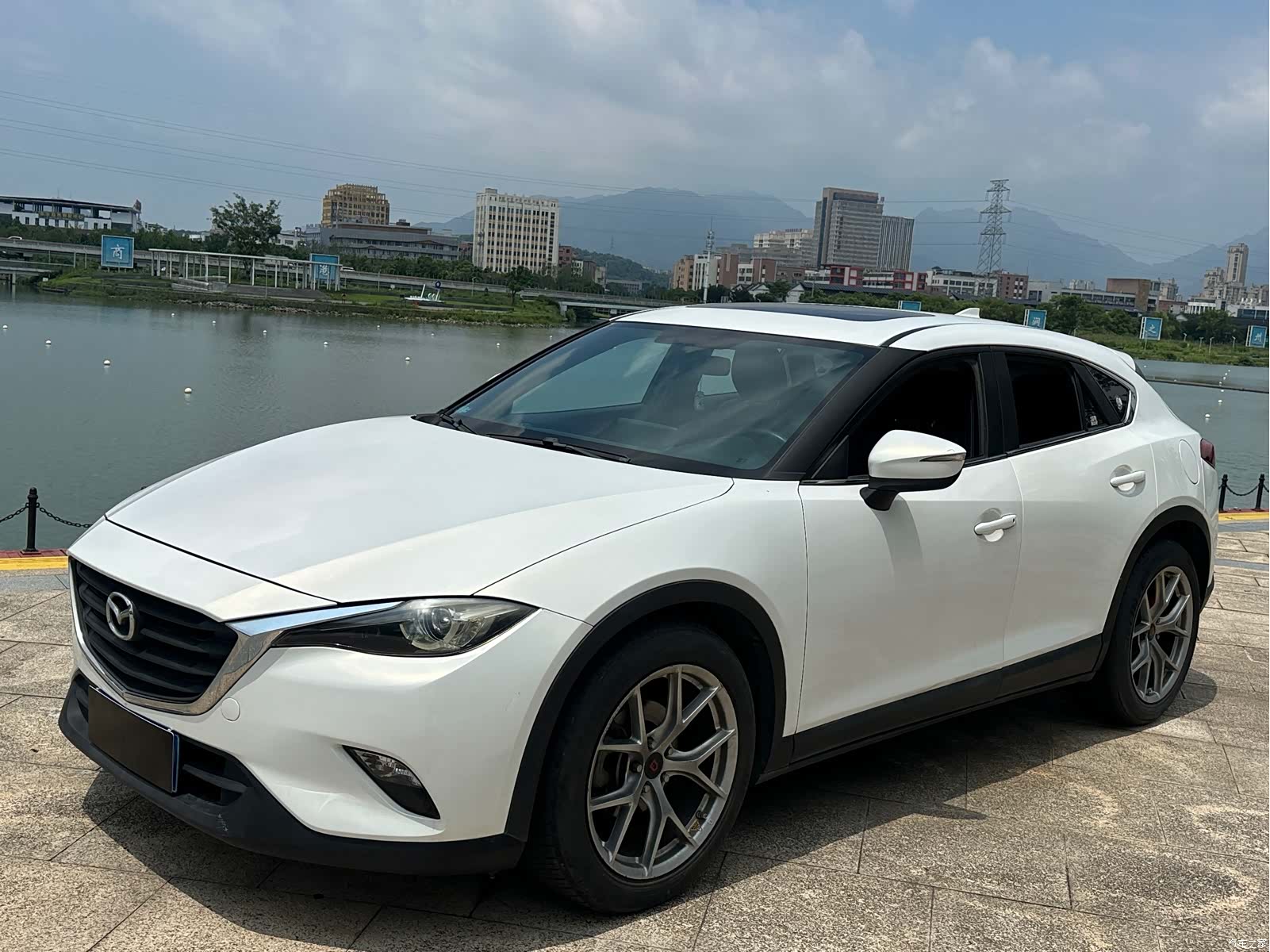 Mazda CX-4