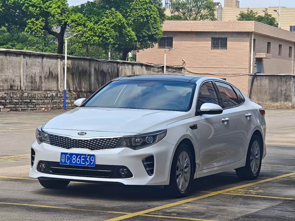 Kia K5