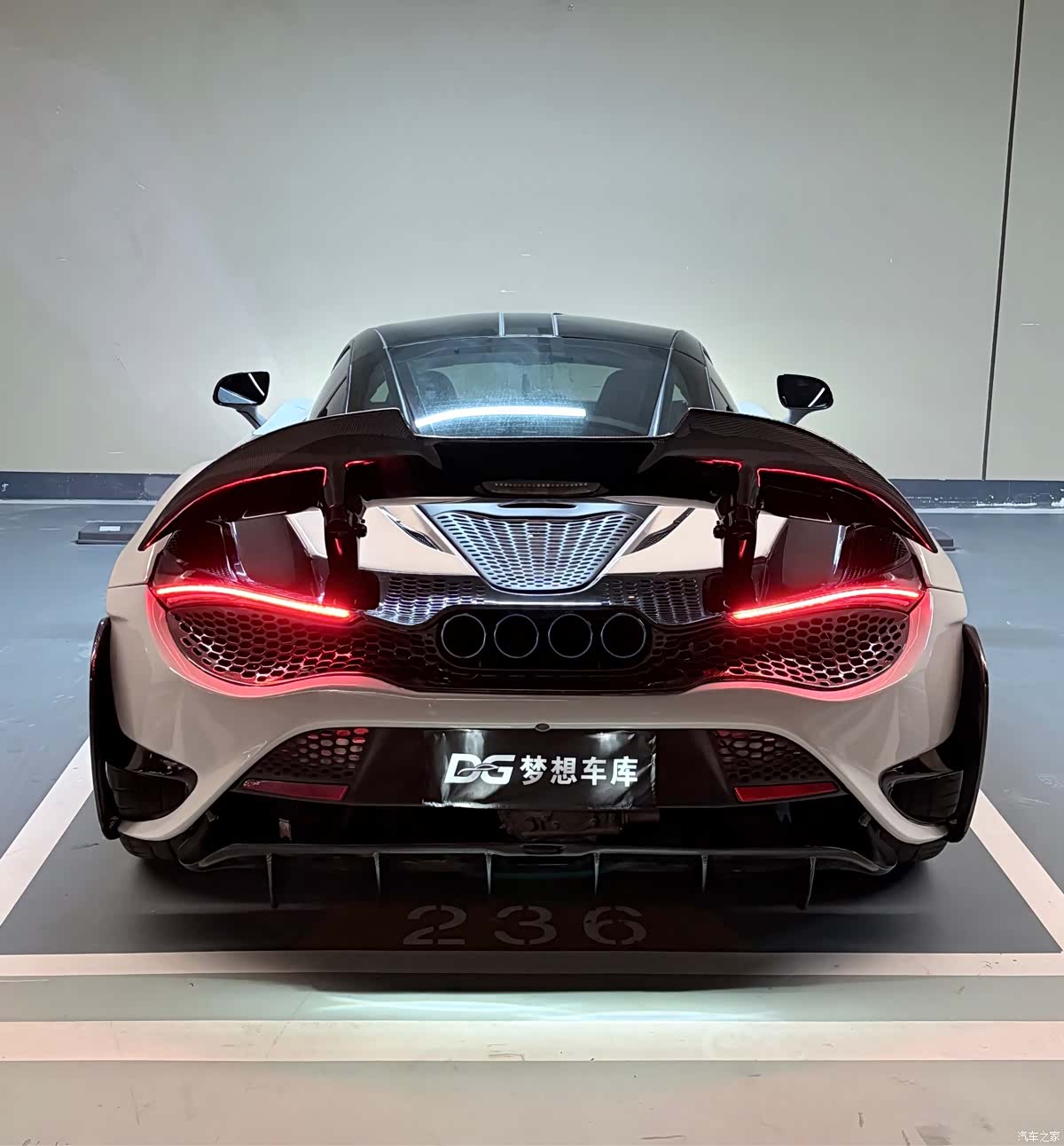 McLaren 720S, 2018 11