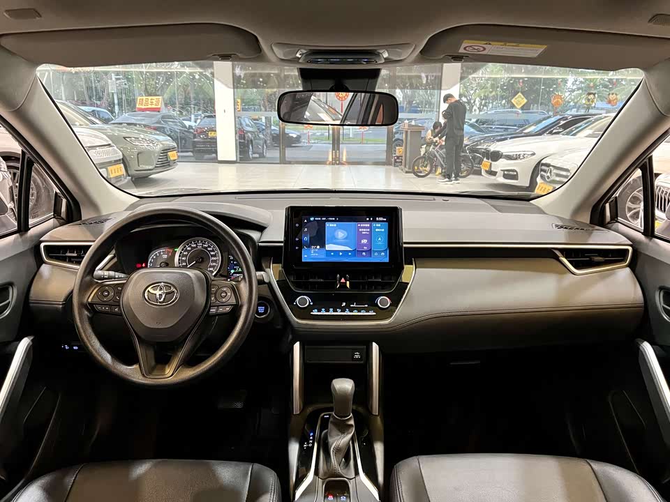 Toyota Corolla Sharp amplifier